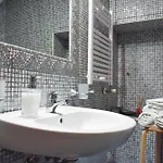 Tie Tie Bed & Breakfast 4*
