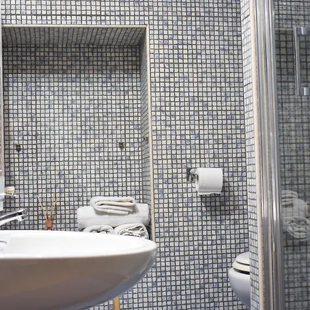 Bed & Breakfast Tie Tie 4*